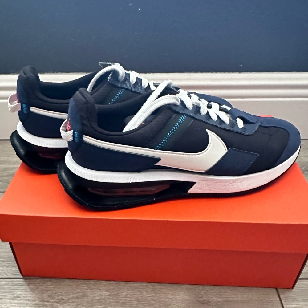 Nike mens Air Max Pre-Day Running